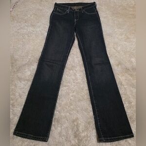 Wrangler Q-baby darkwash lowrise distressed bootcut blue jeans sz. 1/2X31 EUC